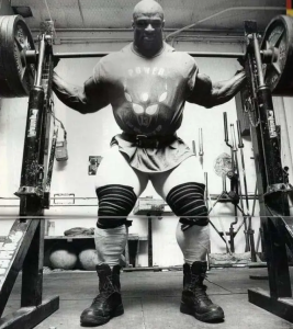 为啥乔·罗根：阿诺德·施瓦辛格比现代健美运动员似乎看上去更加不错图片5